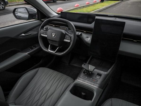 Changan Lamore с пробегом 2024 года, цена 2 050 000 рублей, 12853 км, седан, Автокод Объявления