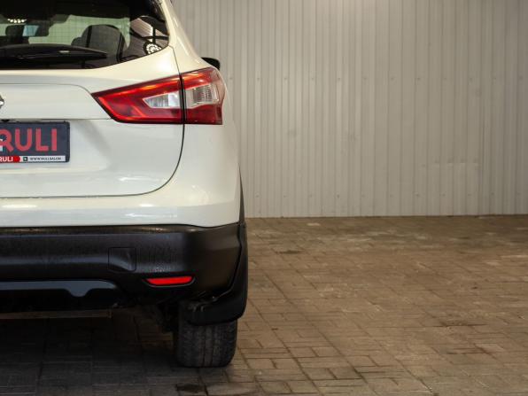 Nissan Qashqai II с пробегом 2015 года, цена 1 440 000 рублей, 153277 км, внедорожник, Автокод Объявления