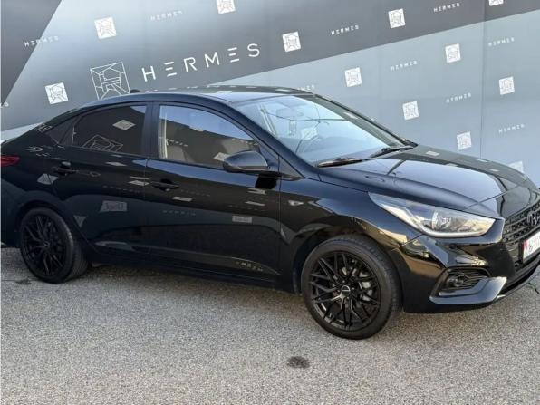 Hyundai Solaris II с пробегом 2018 года, цена 1 399 000 рублей, 135945 км, седан, Автокод Объявления