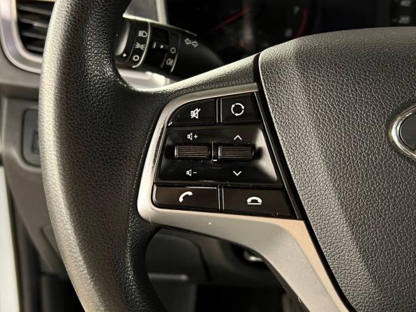 Hyundai Solaris II с пробегом 2020 года, цена 1 625 000 рублей, 59000 км, седан, Автокод Объявления