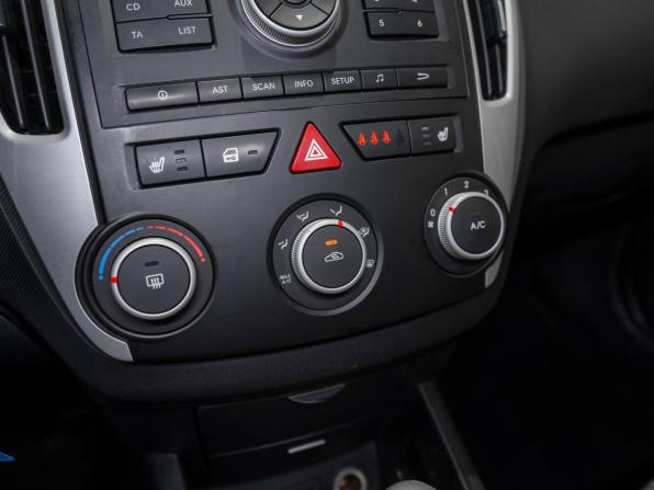 Kia Ceed I Рестайлинг с пробегом 2010 года, цена 730 000 рублей, 274199 км, универсал, Автокод Объявления