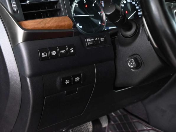 Lexus LX III Рестайлинг 2 с пробегом 2015 года, цена 4 900 000 рублей, 259937 км, внедорожник, Автокод Объявления