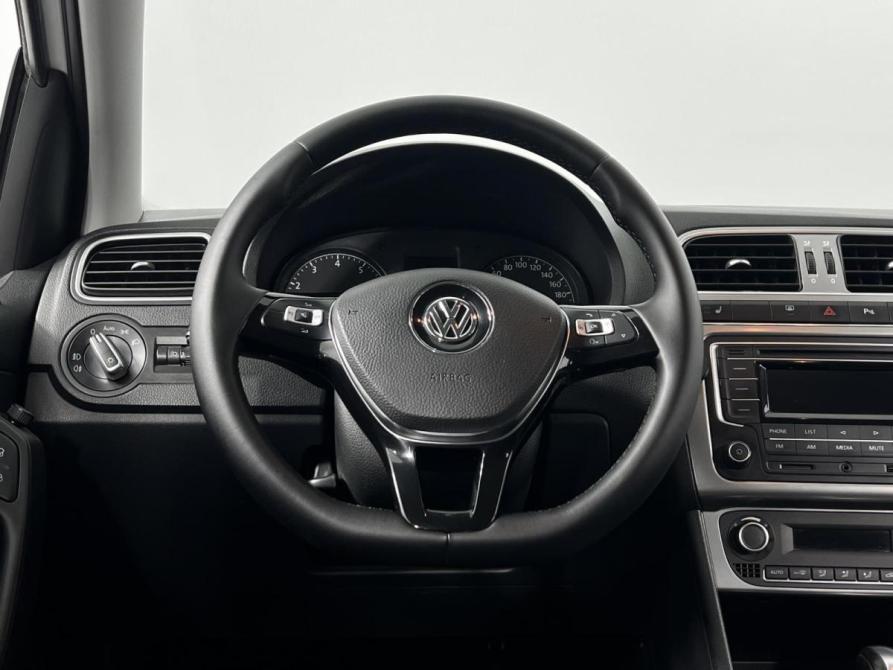 Volkswagen Polo V Рестайлинг Казань  - изображение 11