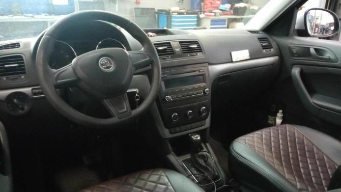 Skoda Yeti I Рестайлинг с пробегом 2015 года, цена 1 299 000 рублей, 100520 км, внедорожник, Автокод Объявления