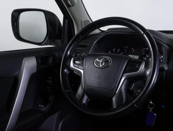 Toyota Land Cruiser Prado 150 Series Рестайлинг 3 с пробегом 2021 года, цена 4 390 000 рублей, 80407 км, внедорожник, Автокод Объявления