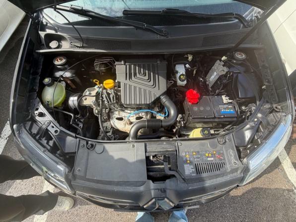 Renault Logan II Рестайлинг с пробегом 2021 года, цена 1 057 000 рублей, 54000 км, седан, Автокод Объявления
