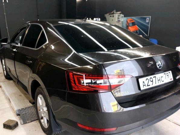 Skoda Superb III с пробегом 2019 года, цена 1 785 000 рублей, 112761 км, лифтбек, Автокод Объявления