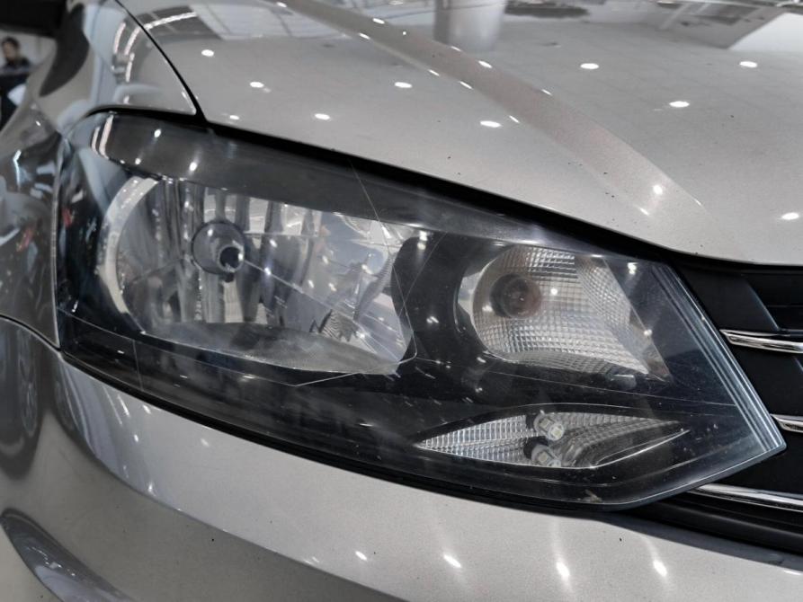 Volkswagen Polo V Рестайлинг Казань  - изображение 21