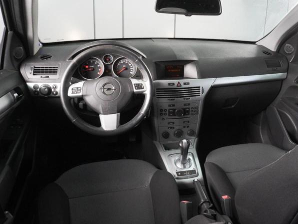 Opel Astra H Рестайлинг с пробегом 2011 года, цена 539 000 рублей, 252100 км, хэтчбек, Автокод Объявления