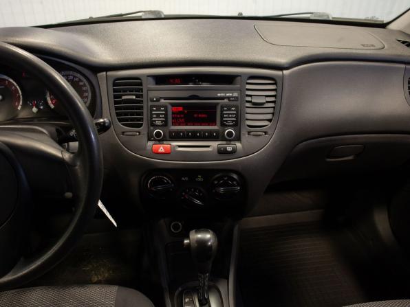 Kia Rio II Рестайлинг с пробегом 2010 года, цена 720 000 рублей, 147811 км, хэтчбек, Автокод Объявления