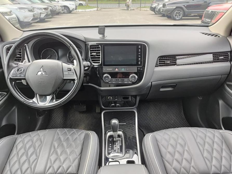 Mitsubishi Outlander III Рестайлинг 3 Йошкар-Ола  - изображение 17