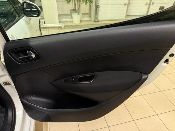 Peugeot 308 I Рестайлинг с пробегом 2011 года, цена 569 000 рублей, 269000 км, хэтчбек, Автокод Объявления