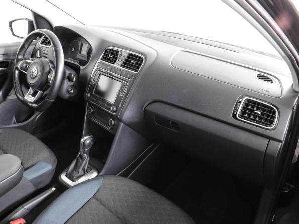 Volkswagen Polo V Рестайлинг с пробегом 2019 года, цена 1 227 000 рублей, 86696 км, седан, Автокод Объявления