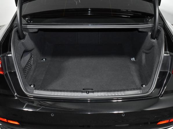 Audi A6 V (C8) с пробегом 2020 года, цена 2 960 000 рублей, 91403 км, седан, Автокод Объявления