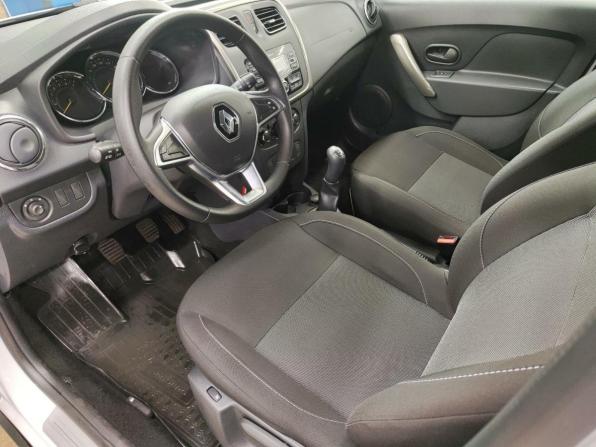 Renault Sandero II Рестайлинг с пробегом 2019 года, цена 1 056 904 рубля, 81517 км, хэтчбек, Автокод Объявления