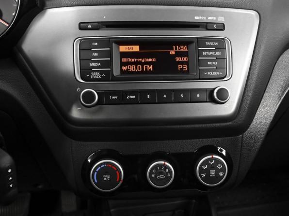 Kia Rio III Рестайлинг с пробегом 2017 года, цена 1 279 000 рублей, 136829 км, седан, Автокод Объявления
