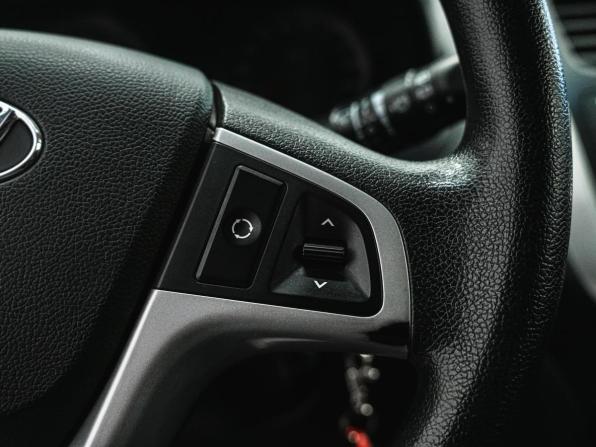 Hyundai Solaris I с пробегом 2012 года, цена 788 000 рублей, 180954 км, хэтчбек, Автокод Объявления