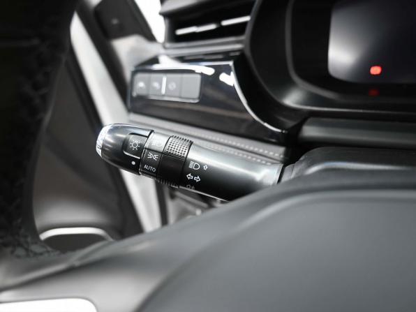 Omoda S5 с пробегом 2023 года, цена 1 499 900 рублей, 58000 км, седан, Автокод Объявления