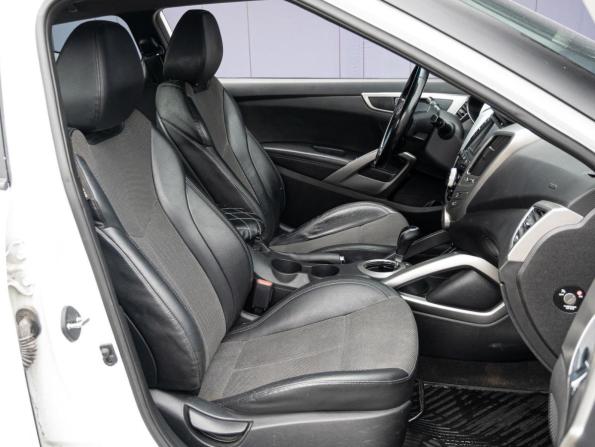 Hyundai Veloster I с пробегом 2014 года, цена 1 200 000 рублей, 171331 км, хэтчбек, Автокод Объявления