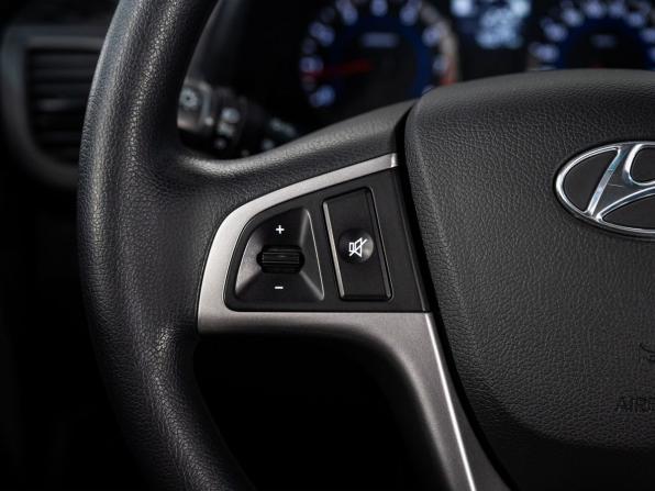 Hyundai Solaris I Рестайлинг с пробегом 2014 года, цена 1 075 500 рублей, 76071 км, хэтчбек, Автокод Объявления