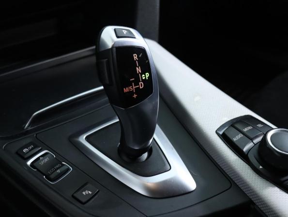 BMW 3 серии VI (F3x) Рестайлинг с пробегом 2017 года, цена 2 600 000 рублей, 125489 км, седан, Автокод Объявления