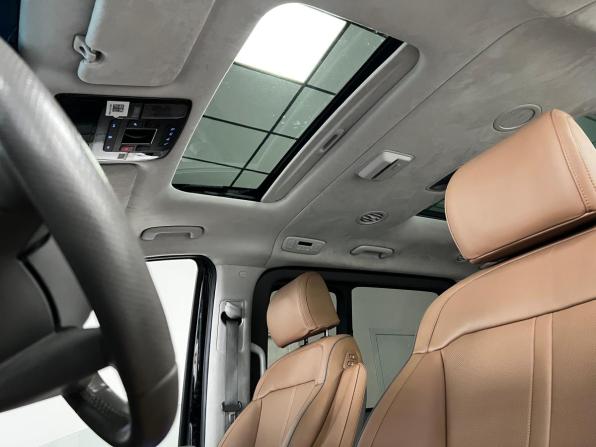 Hyundai Staria I с пробегом 2023 года, цена 5 450 000 рублей, 78093 км, минивэн, Автокод Объявления
