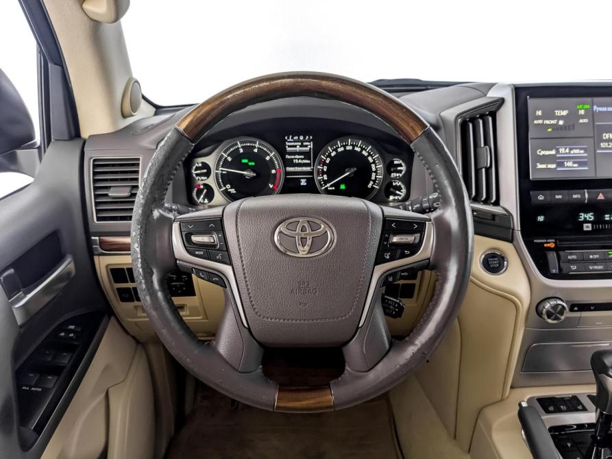 Toyota Land Cruiser 200 Series Рестайлинг 2 Москва  - изображение 22