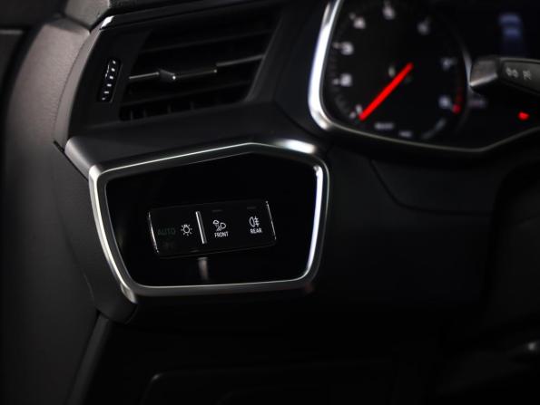 Audi A6 V (C8) с пробегом 2019 года, цена 3 799 000 рублей, 81744 км, седан, Автокод Объявления