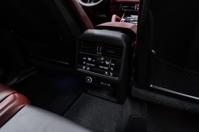 Новый Porsche Cayenne III Рестайлинг 2026 года, цена 18 950 000 рублей, внедорожник, Автокод Объявления