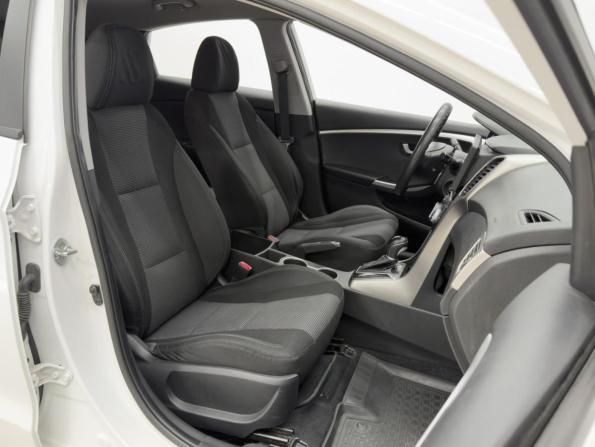 Hyundai i30 II Рестайлинг с пробегом 2015 года, цена 1 400 000 рублей, 125254 км, хэтчбек, Автокод Объявления