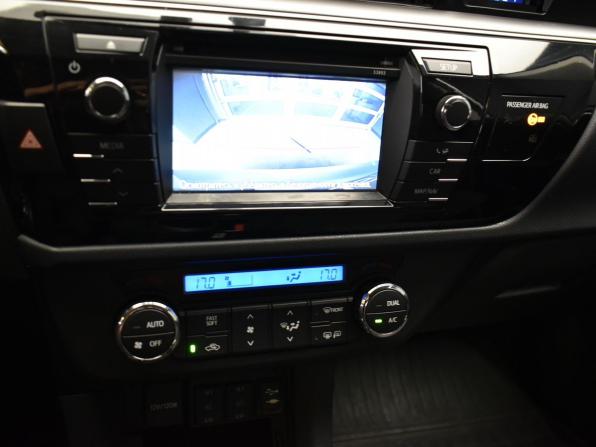 Toyota Corolla XI (E160 E170 E180) с пробегом 2013 года, цена 1 535 000 рублей, 63075 км, седан, Автокод Объявления
