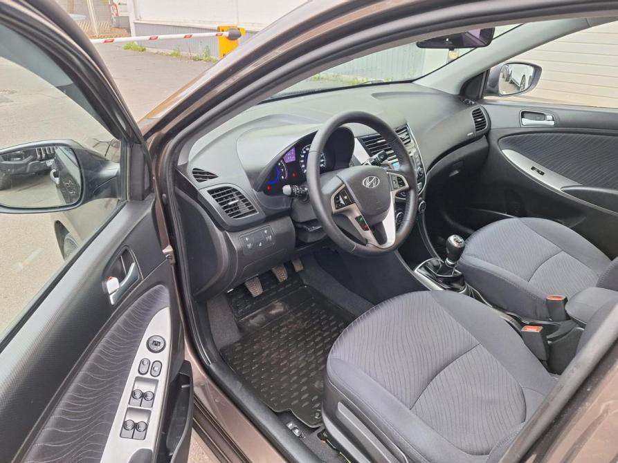 Hyundai Solaris I Рестайлинг Санкт-Петербург  - изображение 13