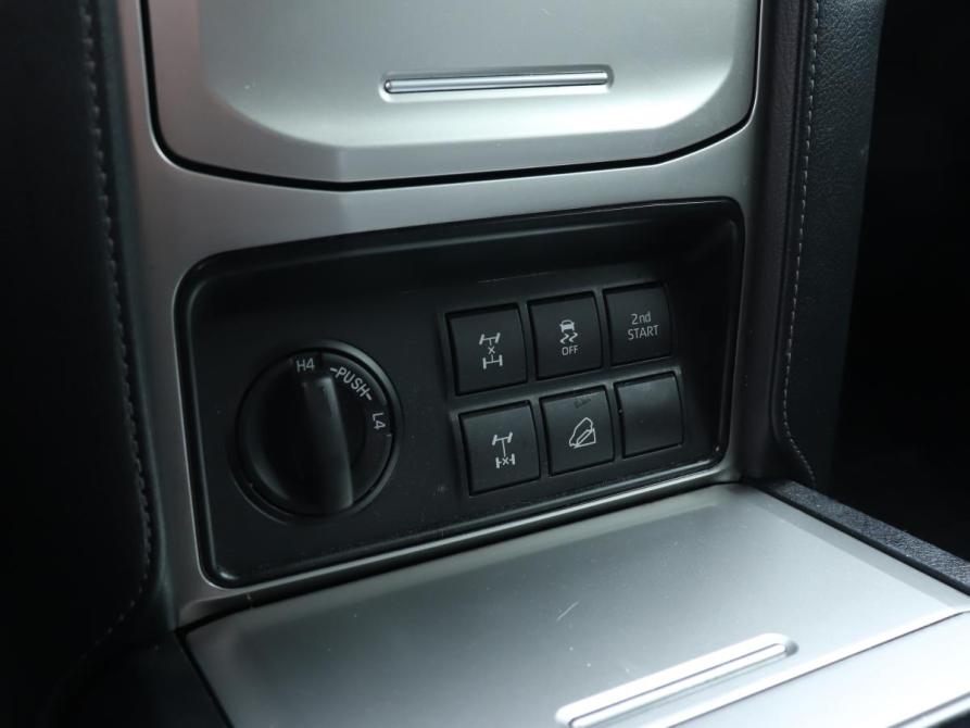 Toyota Land Cruiser Prado 150 Series Рестайлинг 3 Москва  - изображение 17