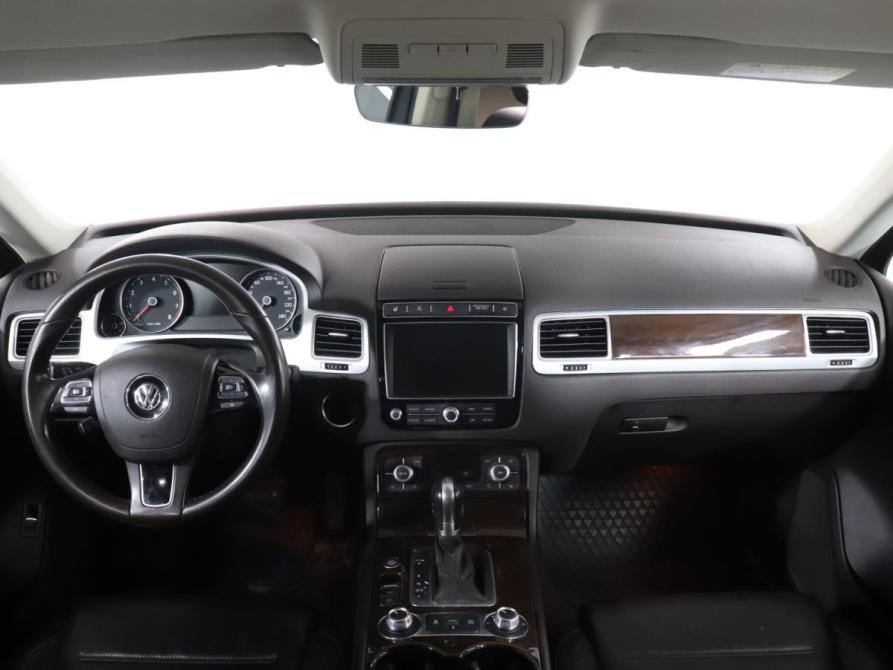 Volkswagen Touareg II Рестайлинг Москва  - изображение 13