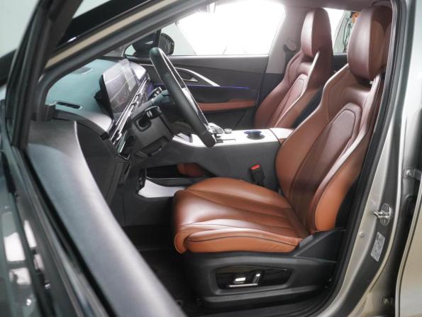 Omoda C5 I с пробегом 2022 года, цена 1 834 000 рублей, 64331 км, внедорожник, Автокод Объявления
