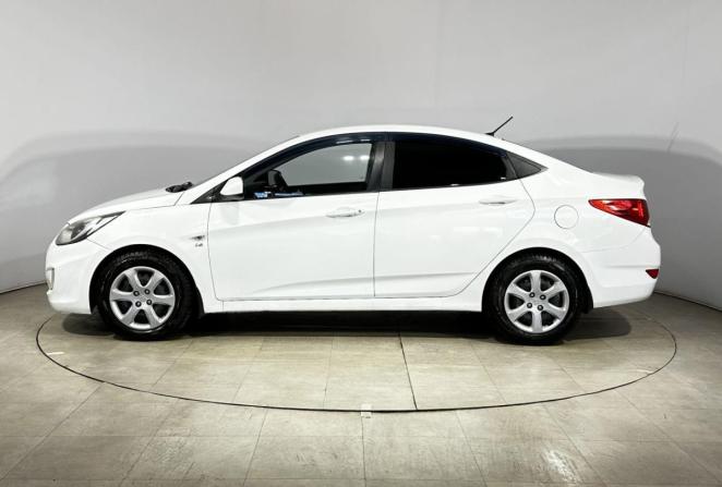 Hyundai Solaris I с пробегом 2011 года, цена 385 000 рублей, 196588 км, седан, Автокод Объявления