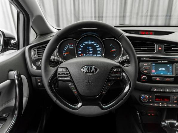 Kia Ceed II с пробегом 2013 года, цена 1 280 000 рублей, 81906 км, хэтчбек, Автокод Объявления