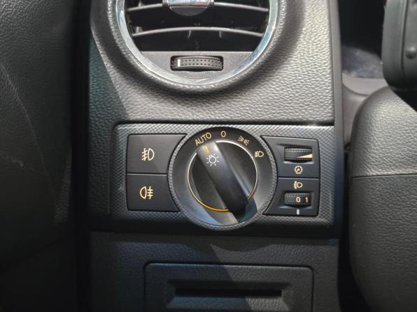 Opel Antara I Рестайлинг с пробегом 2013 года, цена 930 000 рублей, 220001 км, внедорожник, Автокод Объявления