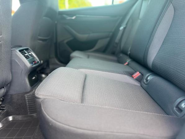 Skoda Octavia IV (A8) с пробегом 2021 года, цена 2 200 000 рублей, 124000 км, лифтбек, Автокод Объявления