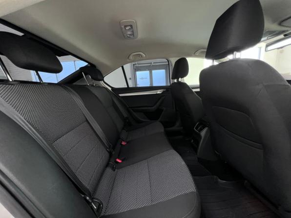 Skoda Octavia III (A7) с пробегом 2014 года, цена 1 299 000 рублей, 207908 км, лифтбек, Автокод Объявления