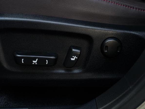 Lexus RX IV Рестайлинг с пробегом 2020 года, цена 5 750 000 рублей, 30323 км, внедорожник, Автокод Объявления