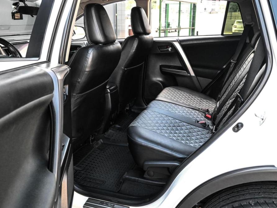 Toyota RAV4 IV (XA40) Рестайлинг Новороссийск  - изображение 14