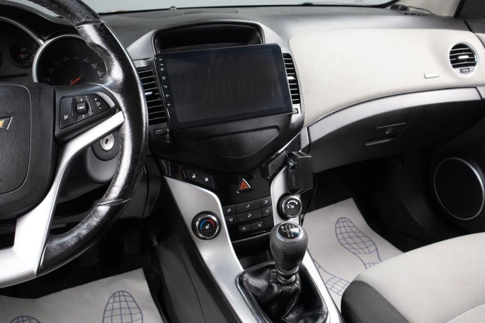 Chevrolet Cruze I Рестайлинг Оренбург  - изображение 12