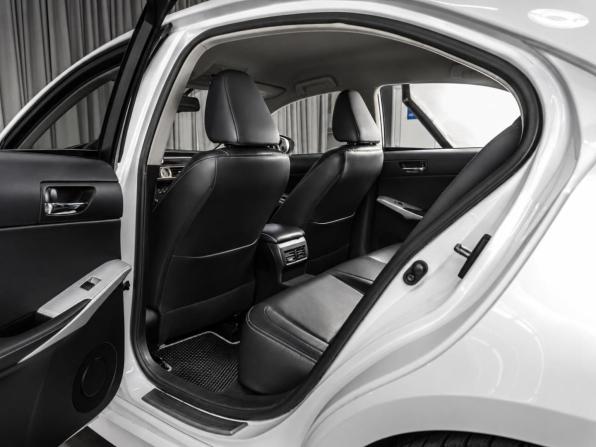Lexus IS III с пробегом 2013 года, цена 2 099 000 рублей, 248164 км, седан, Автокод Объявления