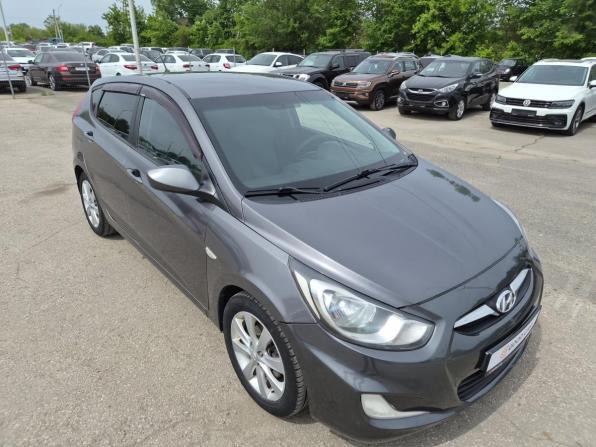 Hyundai Solaris I с пробегом 2012 года, цена 670 000 рублей, 162276 км, седан, Автокод Объявления