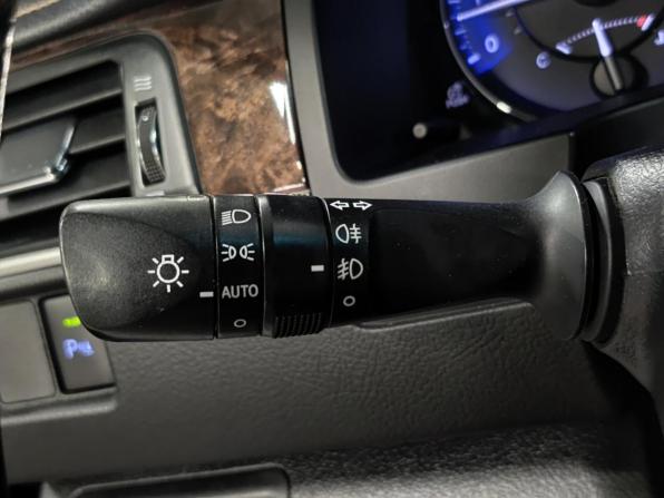 Toyota Camry VII (XV50) Рестайлинг 2 с пробегом 2017 года, цена 1 690 000 рублей, 273291 км, седан, Автокод Объявления