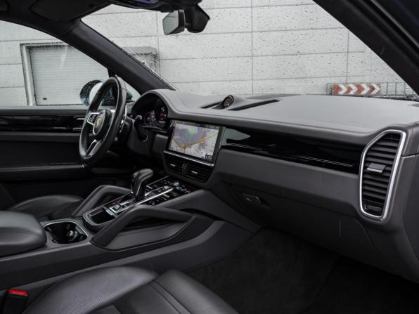 Porsche Cayenne III с пробегом 2018 года, цена 5 530 000 рублей, 106902 км, внедорожник, Автокод Объявления