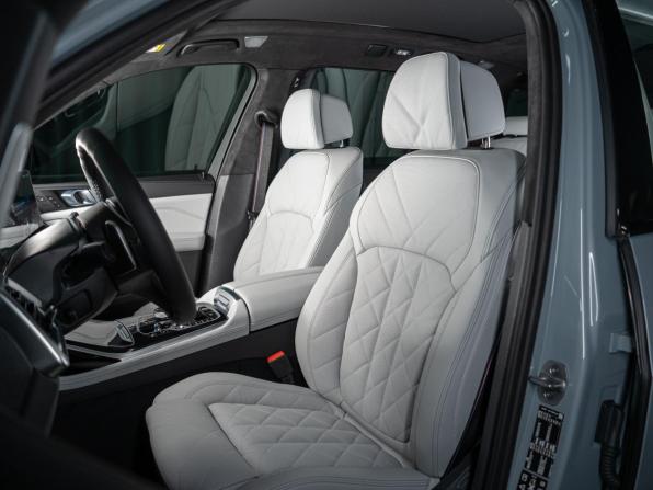 Новый BMW X7 I (G07) Рестайлинг 2026 года, цена 18 990 000 рублей, внедорожник, Автокод Объявления