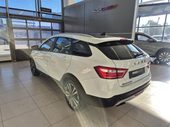 Lada (ВАЗ) Vesta I с пробегом 2021 года, цена 1 349 000 рублей, 40014 км, универсал, Автокод Объявления