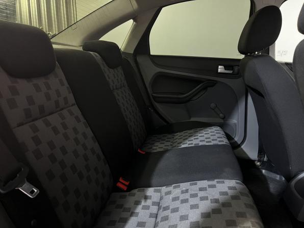Ford Focus II Рестайлинг с пробегом 2009 года, цена 659 900 рублей, 168185 км, седан, Автокод Объявления